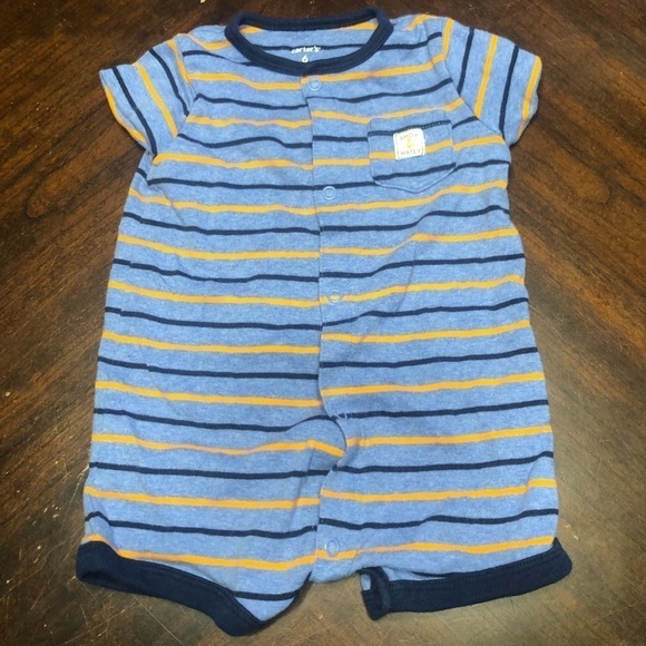 2 Carter’s Size 6 Month Rompers - Picture 7 of 8